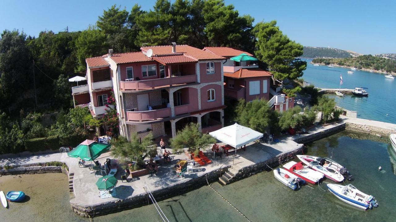 Apartments Goga Matusan Supetarska Draga Exteriör bild